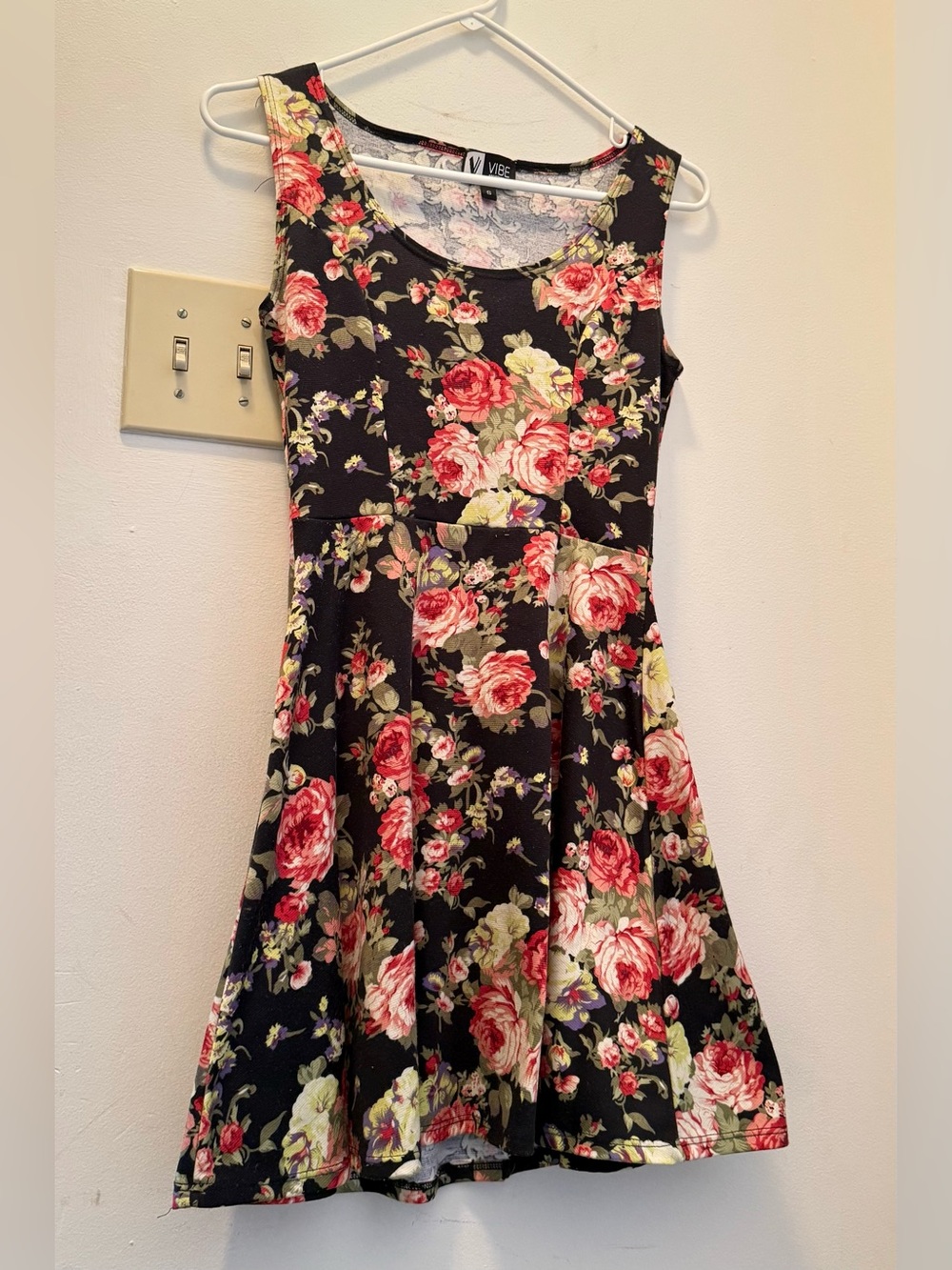 Floral Fit & Flare Dress - A-Line Black with Pink Rose Print Womens Small